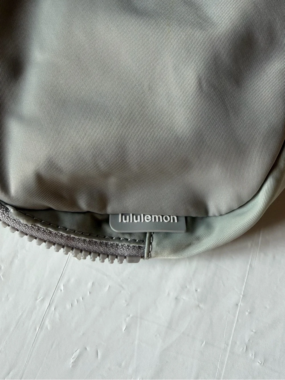 Lululemon-  Everywhere Belt Bag - 1L Grey Sage LU9AX2S